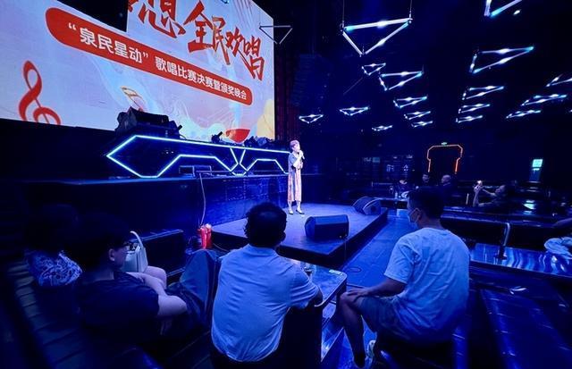 指出问题, 评委的现场, img